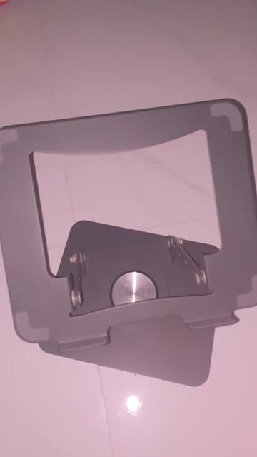 Kệ đỡ laptop iPad Kim loại Đen 13-17 inch. Mua bán Phụ kiện (Màn hình, Chuột...) tại Thành phố Trà Vinh Trà Vinh được đăng bởi Mai tấn khiêm hình 1