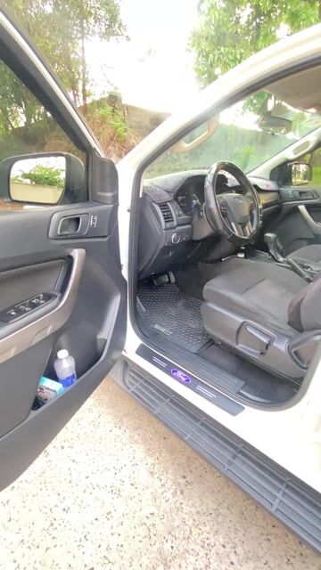 Ford Ranger Trắng 5 chỗ. Mua bán Ô tô tại Thị xã Bến Cát Bình Dương được đăng bởi Chí Mang hình 1