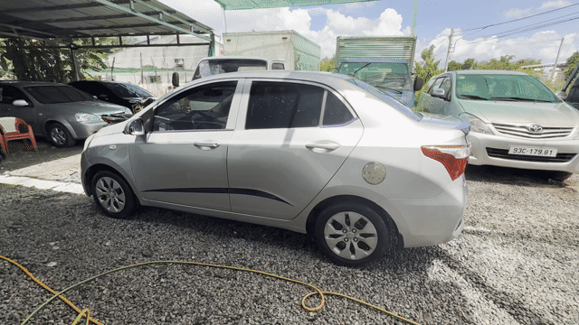 Hyundai Grand i10 Sedan 2019 Số sàn Bạc. Mua bán Ô tô tại Huyện Bàu Bàng Bình Dương được đăng bởi Trần Văn Quang hình 1