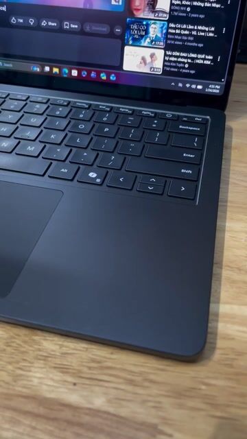 Surface Laptop 7 Snapdragon X Elite 13.8 elite321T. Mua bán Laptop tại Quận Tân Phú Tp Hồ Chí Minh được đăng bởi LaptoptotVn hình 1