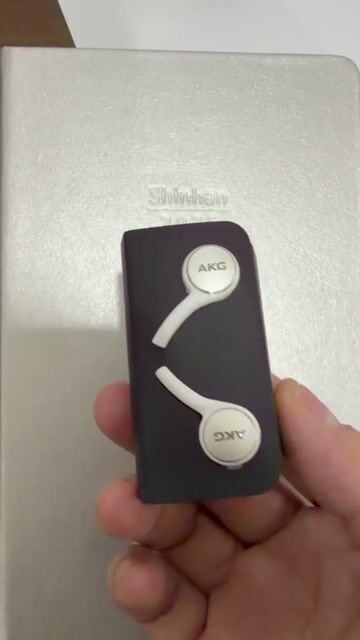 Tai nghe Samsung AKG theo máy 3.5mm 100% chuẩn. Mua bán Tivi, Âm thanh tại Quận Nam Từ Liêm Hà Nội được đăng bởi PHẠM NHẬT ANH hình 1