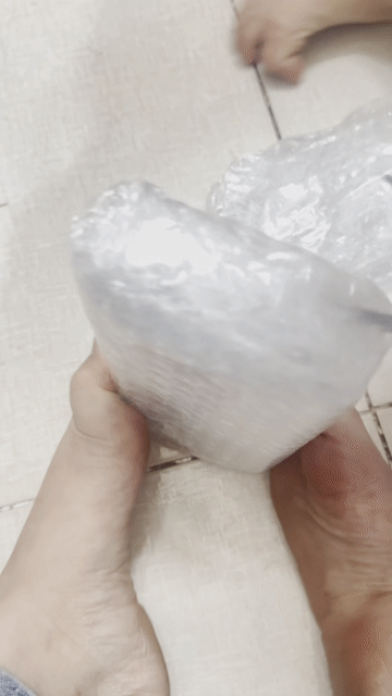 mới bóc seal đc 2 hôm. Mua bán Điện thoại tại Quận Hoàn Kiếm Hà Nội được đăng bởi Mai Anh hình 1