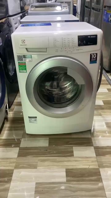 Electrolux 7kg cửa trước GIẶT VẮT OK GIÁ SINH VIÊN. Mua bán Máy giặt tại Thành phố Thủ Đức Tp Hồ Chí Minh được đăng bởi PHƯỚC THƯ Kho Điện Máy hình 1