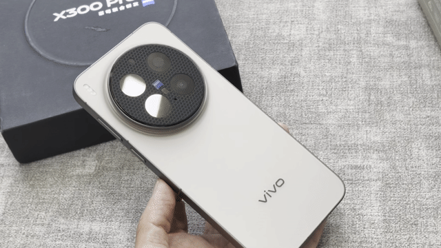 Vivo X300 Pro 256GB Nâu Nội địa Like New Fullbox. Mua bán Điện thoại tại Quận 4 Tp Hồ Chí Minh được đăng bởi Minh Anh hình 1