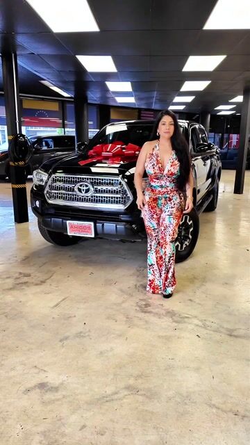 Video thumbnail for 2016 Toyota Tacoma