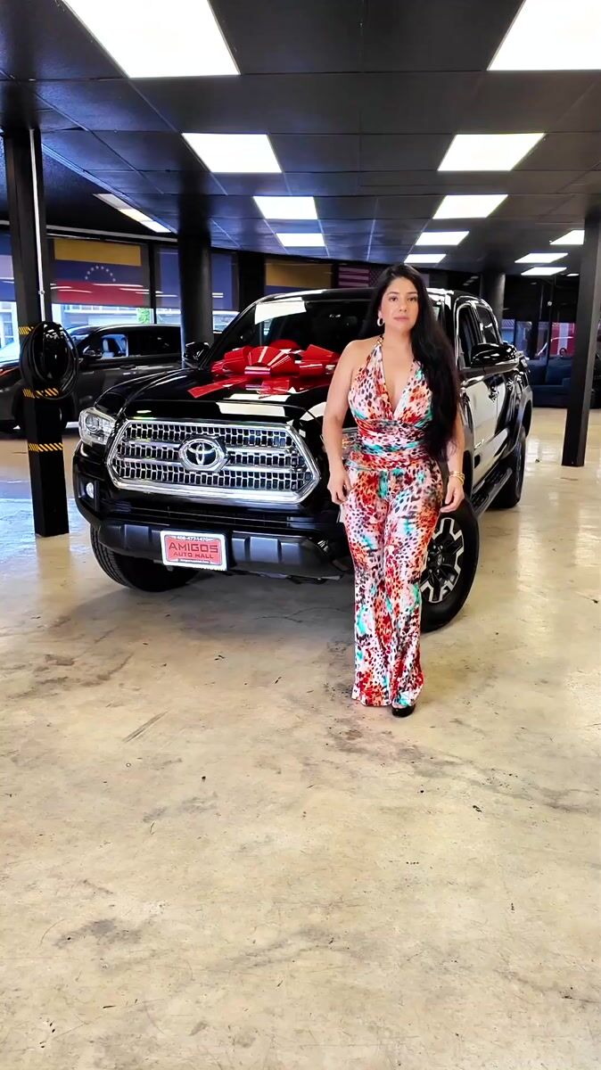 Video thumbnail for 2016 Toyota Tacoma