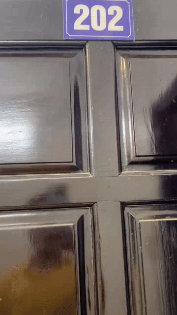 Cho thuê Phòng trọ Quận 1 Tp Hồ Chí Minh diện tích 18 m² giá 3,5 triệu/tháng