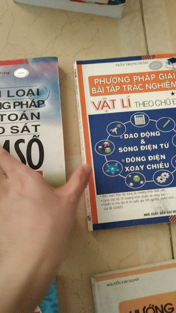 Sách Hướng dẫn ôn luyện tham khảo đã qua sử dụng. Mua bán Sách tại Quận Hải Châu Đà Nẵng được đăng bởi Đức Tùng hình 1