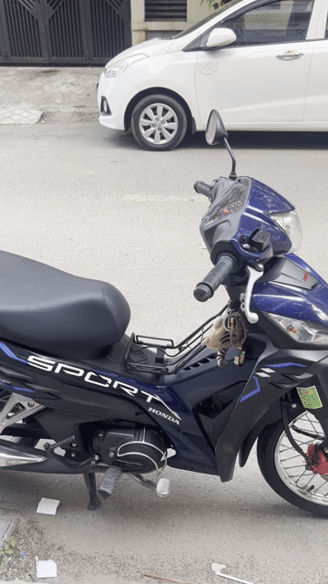 Honda RSX FI Xanh đen 11000 km. Mua bán Xe máy tại Quận Gò Vấp Tp Hồ Chí Minh được đăng bởi Đặng Trung Hậu hình 1