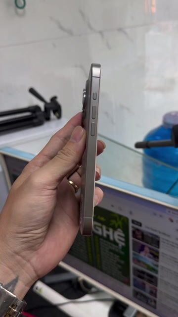 Apple iPhone 15 Pro 128GB-256GB. Mua bán Điện thoại tại Thành phố Thuận An Bình Dương được đăng bởi Japs hình 1