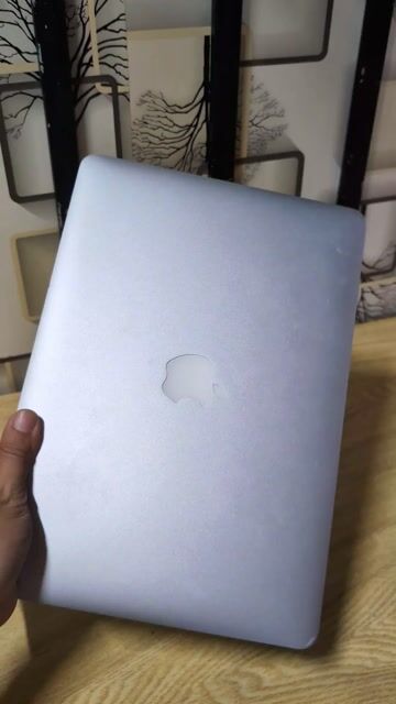 Macbook air 2017 ram8 pin 5 giờ. Mua bán Laptop tại Thành phố Thủ Đức Tp Hồ Chí Minh được đăng bởi laptop cũ giá rẻ hình 1