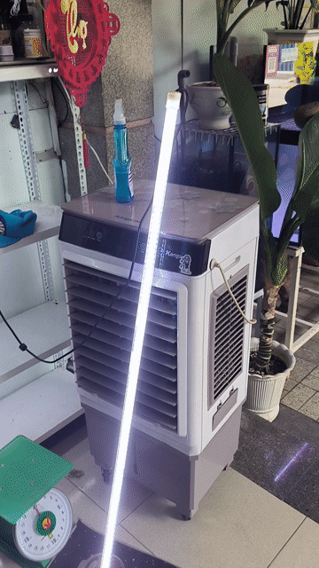 Đèn LED XML Trắng 1.43m. Mua bán Đèn tại Thành phố Thủ Dầu Một Bình Dương được đăng bởi Tuấn Minh hình 1