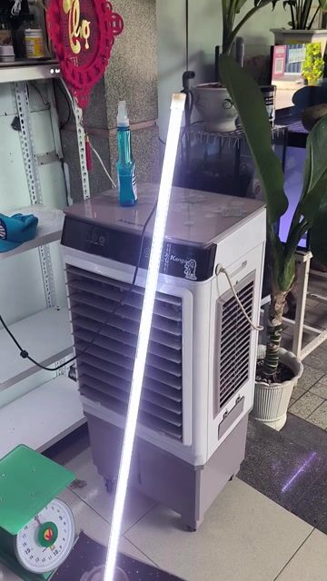 Đèn LED XML Trắng 1.43m. Mua bán Đèn tại Thành phố Thủ Dầu Một Bình Dương được đăng bởi Tuấn Minh hình 1