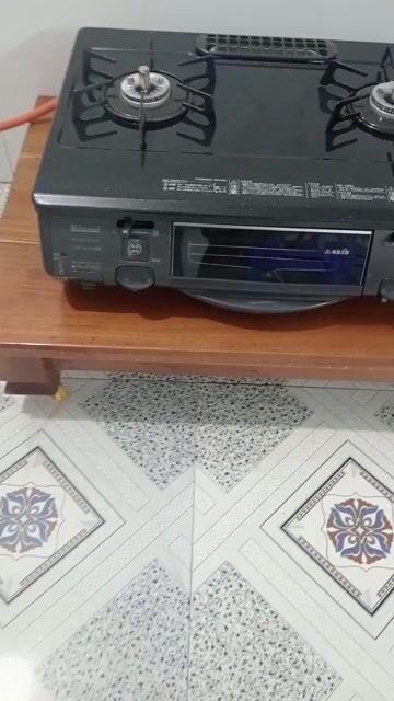 Bếp ga Rinnai Đen. Mua bán Bếp, lò, đồ điện nhà bếp tại Huyện Định Quán Đồng Nai được đăng bởi Bảo Hoài Phan hình 1