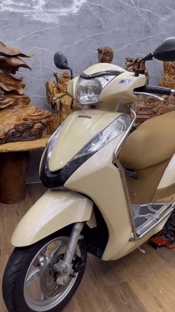 Honda Lead 125Fi 2014 chính chủ bstp máy zin. Mua bán Xe máy tại Quận 7 Tp Hồ Chí Minh được đăng bởi Xe Cũ Hiếu CT hình 1