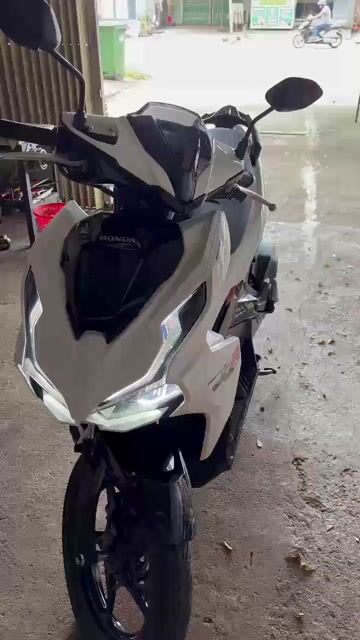Honda Air Blade150 ABS 2021 Màu Trắng. Mua bán Xe máy tại Huyện Cẩm Mỹ Đồng Nai được đăng bởi Trần Đức Ngọc hình 1