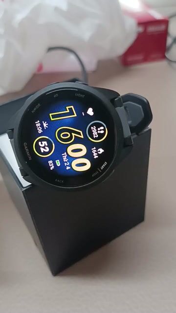 Garmin Forerunner 165 Xám CBH 26/4/2026. Mua bán Thiết bị đeo thông minh tại Quận Gò Vấp Tp Hồ Chí Minh được đăng bởi smart watch hình 1