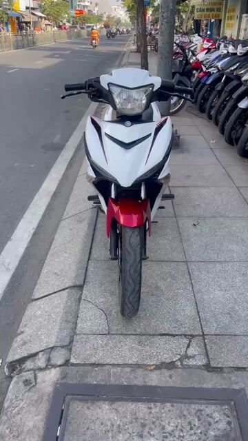 Yamaha Exciter 150 2017 Trắng Đỏ Đen. Mua bán Xe máy tại Quận Tân Phú Tp Hồ Chí Minh được đăng bởi Tuanduy hình 1
