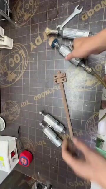 Máy mài hơi đầu colet 6ly phổ thông, còn mới.. Mua bán Đồ chuyên dụng, Giống nuôi trồng tại Huyện Gia Lâm Hà Nội được đăng bởi Thanh Phong hình 1