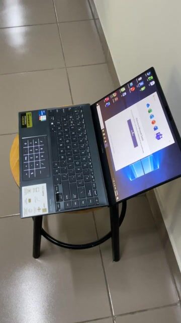 Asus zenbook Ux425ea_ i5 8/512 keng zin fpt. Mua bán Laptop tại Quận Tân Bình Tp Hồ Chí Minh được đăng bởi TẤN PHÁT hình 1