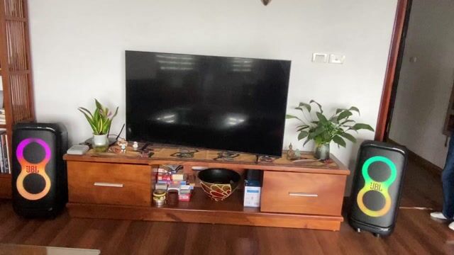 Loa di động JBL Partybox 320 Đen Mới. Mua bán Tivi, Âm thanh tại Quận Hoàng Mai Hà Nội được đăng bởi Bùi Nhật Linh hình 1