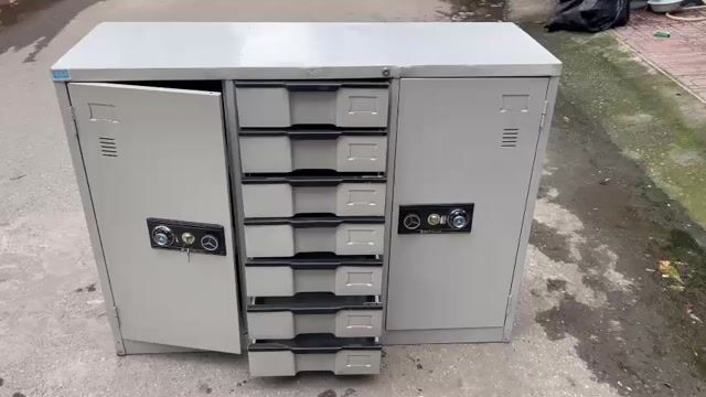 Tủ tài liệu Hòa Phát sắt xám 7 ngăn kéo. Mua bán Đồ dùng văn phòng tại Quận Hà Đông Hà Nội được đăng bởi HÀ HUYỀN hình 1