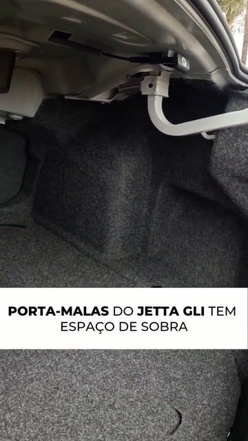 PORTA-MALAS DO JETTA GLI TEM ESPAÇO DE SOBRA