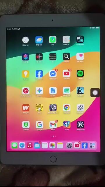 Apple iPad Gen 6 128GB Trắng. Mua bán Máy tính bảng tại Quận Nam Từ Liêm Hà Nội được đăng bởi Chiến hình 1