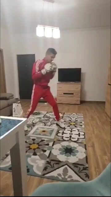 Model - Zoldeus sexy