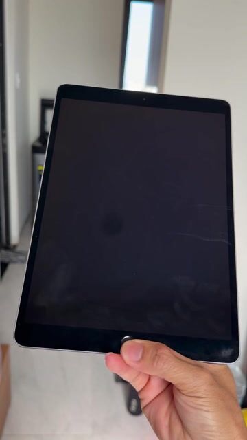 Apple iPad Pro 10.5 inch. Mua bán Máy tính bảng tại Quận Ngũ Hành Sơn Đà Nẵng được đăng bởi Nguyễn Tiên hình 1