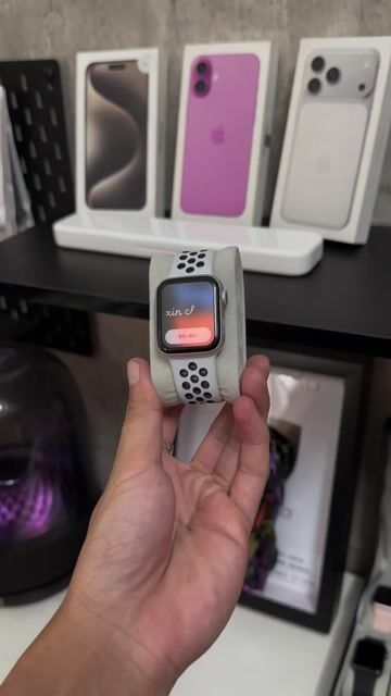 Apple Watch Series 5 40mm Nike Esim. Mua bán Thiết bị đeo thông minh tại Quận Bình Thạnh Tp Hồ Chí Minh được đăng bởi Phúc hình 1