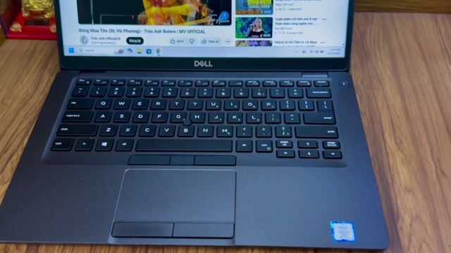 Dell i7 Cảm ứng - RAM 16 - BH 3 tháng - Zin. Mua bán Laptop tại Quận 10 Tp Hồ Chí Minh được đăng bởi Laptop Hùng Dũng  hình 1