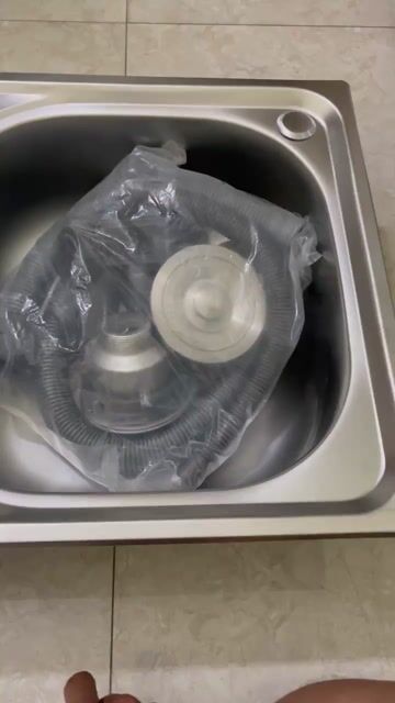 Chậu bồn rửa bát inox 2 hố kt 78-43cm mới 100%. Mua bán Dụng cụ nhà bếp tại Quận Đống Đa Hà Nội được đăng bởi Phân phối thiết bị vệ sinh chậu rửa máy bơm cao cấp hình 1