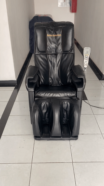 Ghế massage FUJIJOKI SKS-2650 Đen. Mua bán Bàn ghế tại Huyện Bình Chánh Tp Hồ Chí Minh được đăng bởi Anh Tài hình 1