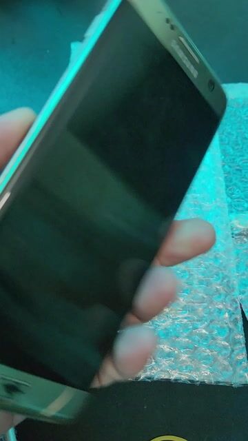 Samsung Galaxy S7 Edge Vàng 32GB. Mua bán Điện thoại tại Huyện Bình Chánh Tp Hồ Chí Minh được đăng bởi Thảo Samsung hình 1
