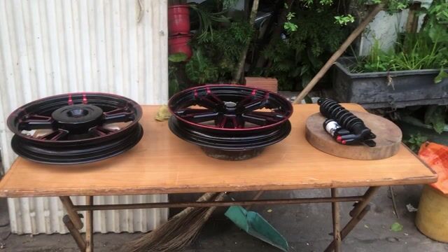 Mâm xe máy Vario/Vison Đen đỏ. Mua bán Phụ tùng xe tại Quận 3 Tp Hồ Chí Minh được đăng bởi HoVaTen  Nghèo mua gì đt XinCamOn hình 1