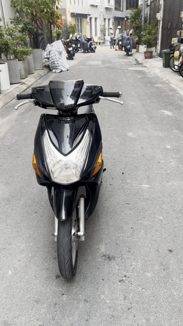 Honda Click 110 Đen Zin. Mua bán Xe máy tại Quận Gò Vấp Tp Hồ Chí Minh được đăng bởi Nguyễn Thành Sự hình 1