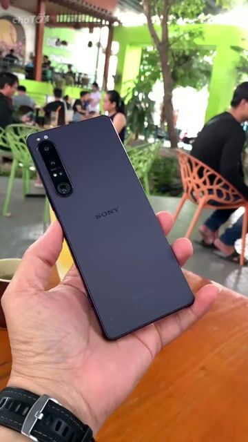 Sony Xperia 1 Mark 4 12GB 256GB Đen đẹp 99%. Mua bán Điện thoại tại Quận 12 Tp Hồ Chí Minh được đăng bởi Thanh Dat hình 1