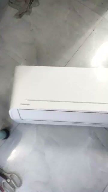Máy lạnh Toshiba H13S4KCV2G-V 1.5 HP 98% mới. Mua bán Máy lạnh, điều hoà tại Quận 12 Tp Hồ Chí Minh được đăng bởi chi hằng hình 1