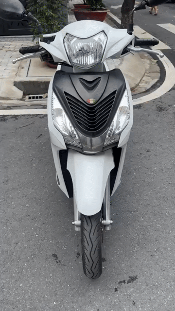 Honda Vision 2015 mẫu giò đạp,bstp,chính chủ. Mua bán Xe máy tại Quận 7 Tp Hồ Chí Minh được đăng bởi Trung Anh hình 1