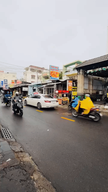 Cho thuê Văn phòng, Mặt bằng kinh doanh Quận Tân Phú Tp Hồ Chí Minh diện tích 238 m² giá 19 triệu/tháng
