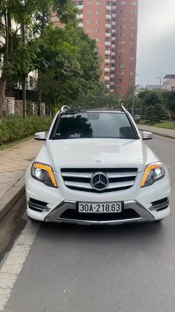 Mercedes-Benz GLK 250 2014, một chủ, đi 9 vạn km. Mua bán Ô tô tại Quận Long Biên Hà Nội được đăng bởi Long Biên Cars hình 1
