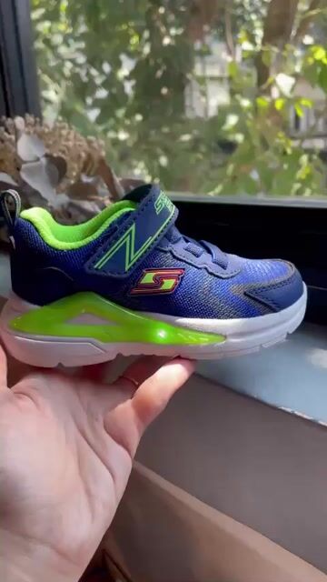 Giày thể thao Skechers S-Lights bé trai. Mua bán Mẹ và bé tại Thành phố Mỹ Tho Tiền Giang được đăng bởi Phượng  hình 1
