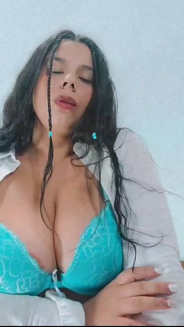 Model - Laura Love stockings