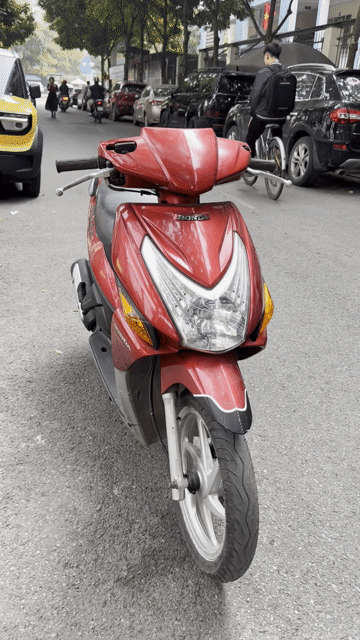 Honda Click màu Đỏ xe còn như mới chính chủ. Mua bán Xe máy tại Quận Nam Từ Liêm Hà Nội được đăng bởi Lan Phương hình 1