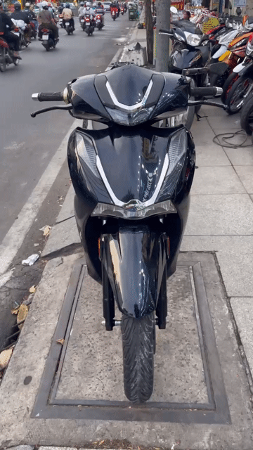 Honda SH 125 2022 Đen Đã qua sử dụng. Mua bán Xe máy tại Quận Tân Phú Tp Hồ Chí Minh được đăng bởi Tuanduy hình 1