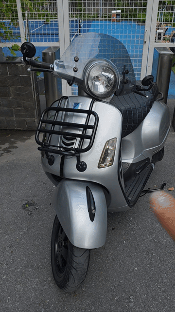 Vespa GTS 125 3vie 2015 Bạc pọt chơ. Mua bán Xe máy tại Quận Ba Đình Hà Nội được đăng bởi Bách hình 1