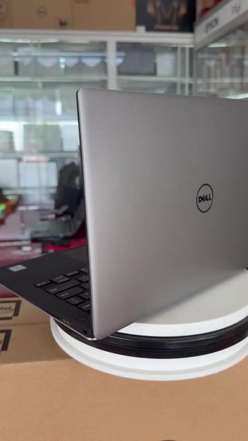 Dell XPS 13 9360 i7 13.3 inch 8GB/256GB. Mua bán Laptop tại Quận Ngũ Hành Sơn Đà Nẵng được đăng bởi LAPTOP TUẤN ĐẠT  hình 1