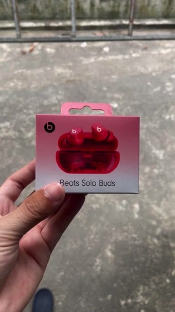 Tai nghe Beats Solo Buds Đỏ. Mua bán Tivi, Âm thanh tại Quận Liên Chiểu Đà Nẵng được đăng bởi Radel thị bai hình 1