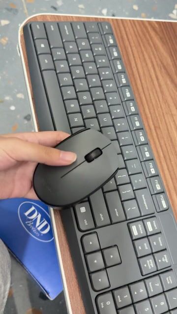 Chuột Logitech Xám Like New. Mua bán Phụ kiện (Màn hình, Chuột...) tại Quận Bình Tân Tp Hồ Chí Minh được đăng bởi chi hình 1